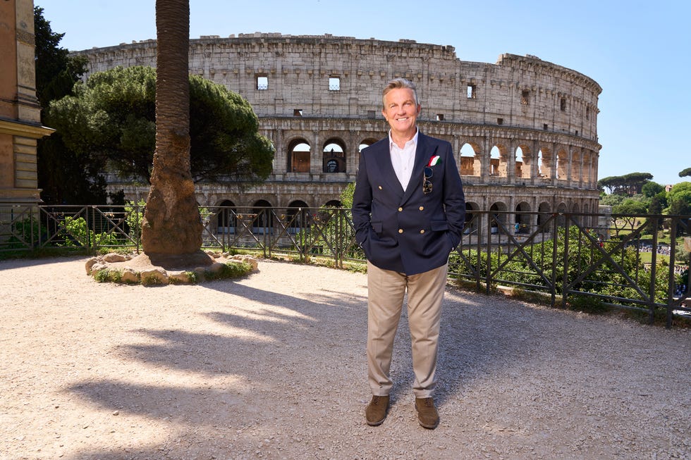 bradley walsh, the chase around the world