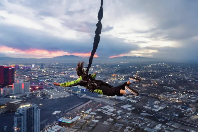 Skyjump at The STRAT