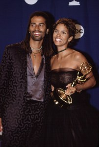 Halle Berry and fiance Eric Benet at Emmy Awards, LA, CA 9/10/00, by Robert Hepler