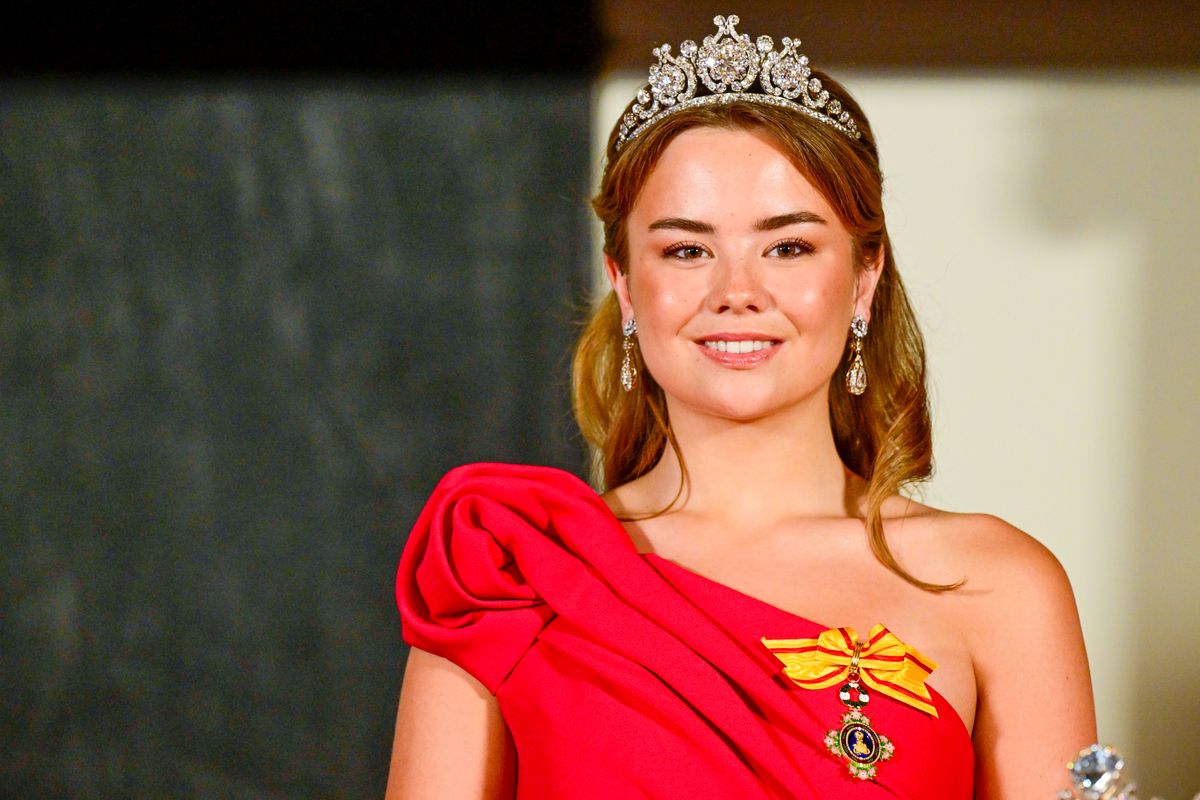 Princess Ariane of the Netherlands recently made a standout appearance at the state banquet honoring the Emperor and Empress of Japan.