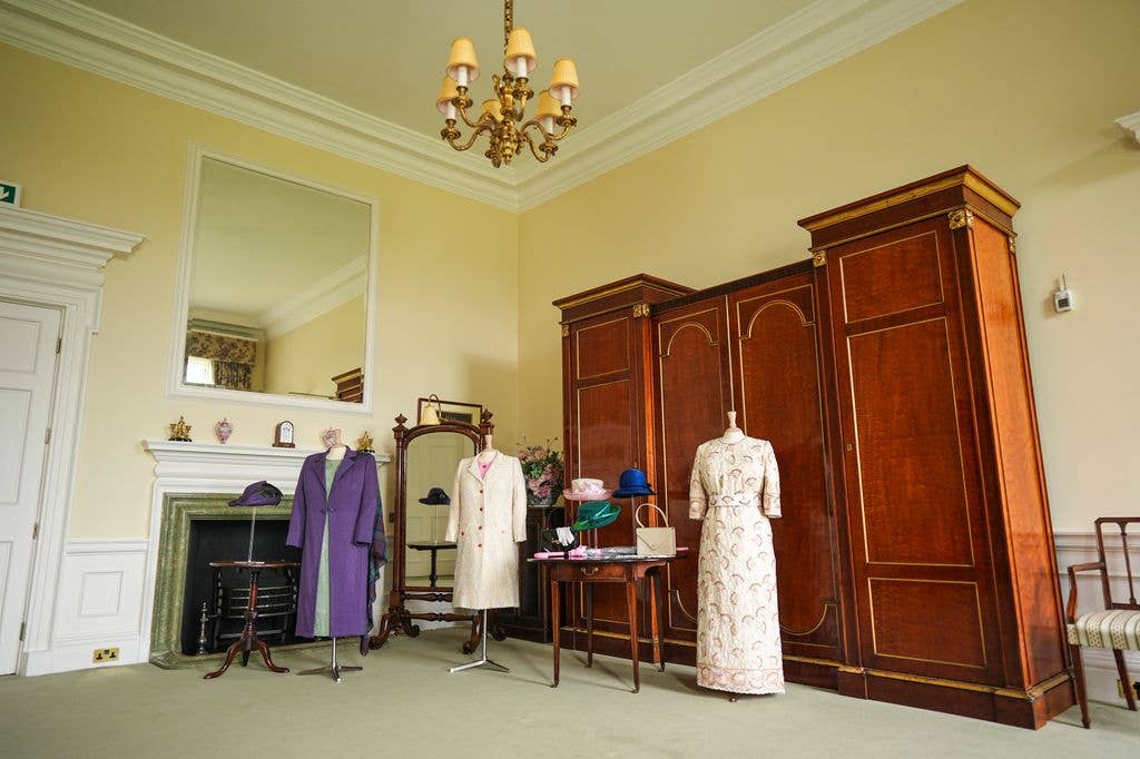 dressing room 