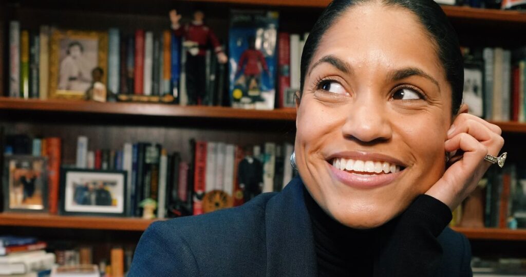 Alexis Lewis Knows She Looks Like Rosario Dawson