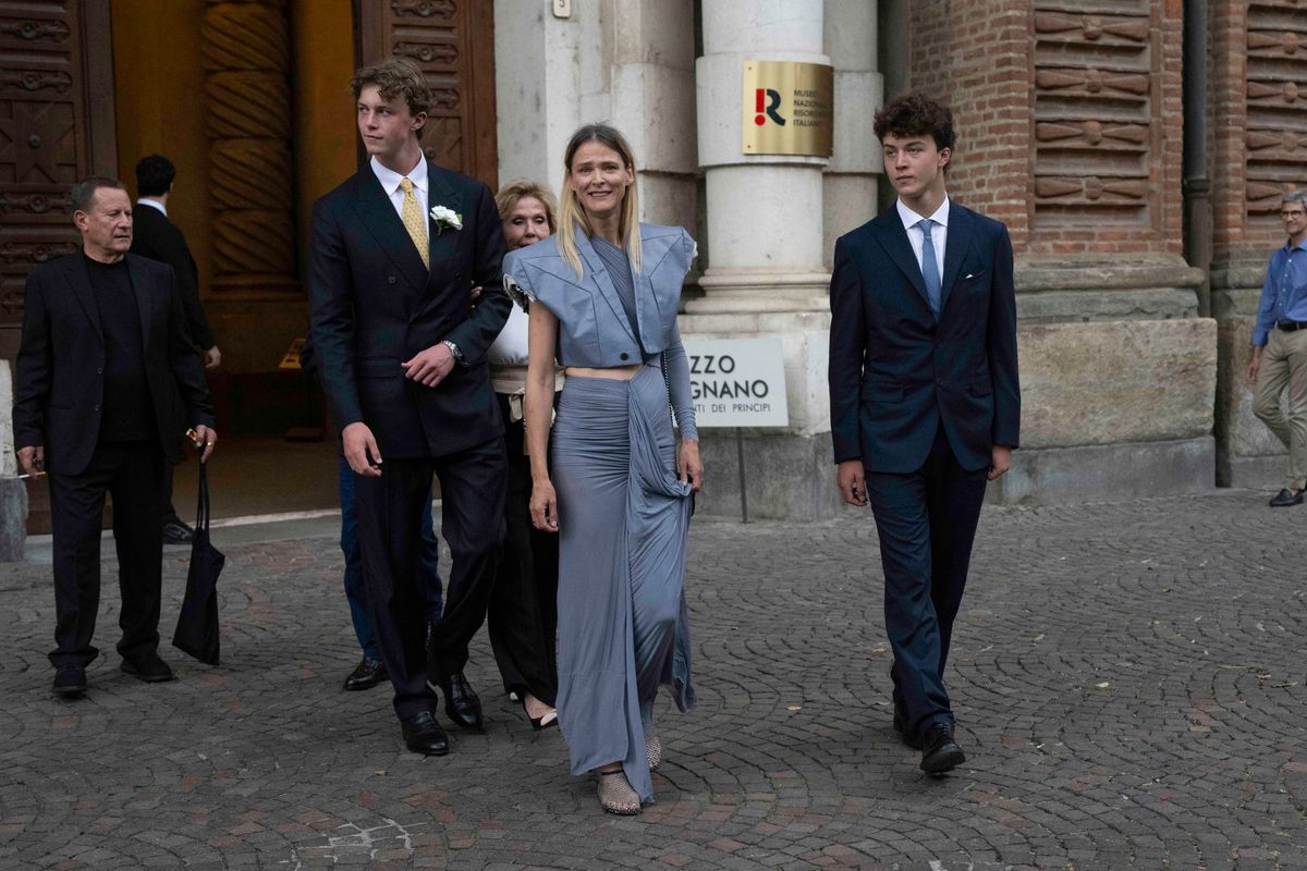 Supermodel Carmen Kass was among the guests at Eva Herzigová and Giorgio Marsiaj's intimate wedding celebration in Turin.