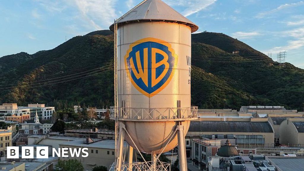 Paramount and Warner Bros sued to block $110bn mega merger – BBC Paramount and Warner Bros sued to block $110bn mega merger - BBC