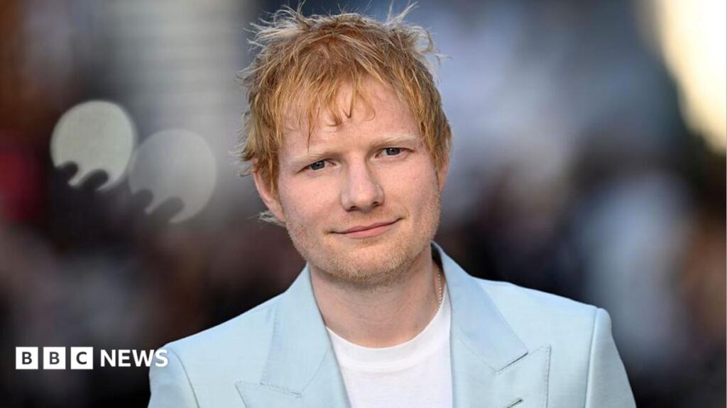 Ed Sheeran inspires government-backed 'music in libraries' scheme – BBC Culture Secretary Lisa Nandy in a classroom full of children playing music