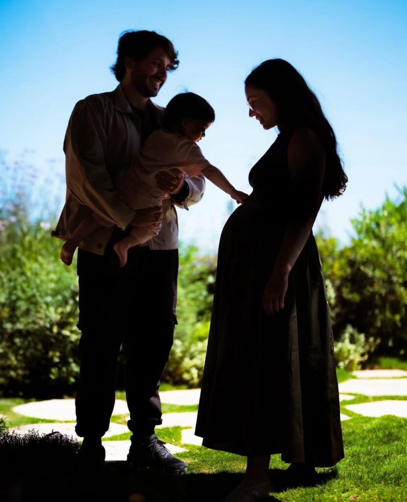 Queen Rania announces daughter Iman to have another baby