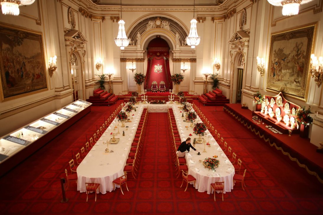 The palace has a ballroom open for banquets, receptions, garden parties and private audiences.