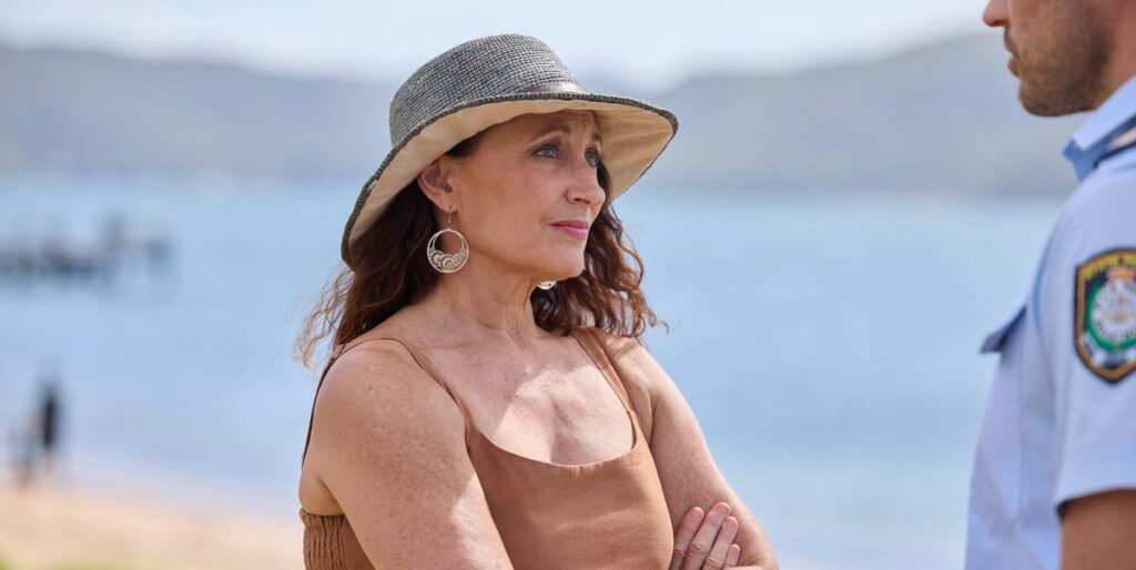 Home and Away star Georgie Parker opens up about real-life health scare Home and Away star Georgie Parker opens up about real-life health scare