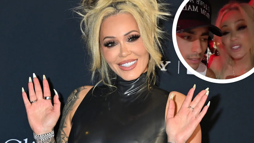 Bunnie Xo Seen Making Out with 24 Year Old at Ex Jelly Roll’s Bar Amid Divorce Bunnie Xo Seen Making Out with 24 Year Old at Ex Jelly Roll’s Bar Amid Divorce