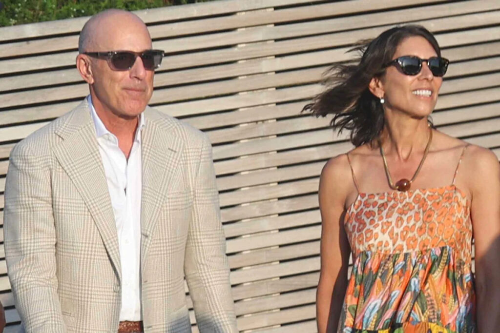 Matt Lauer Has Rare Outing with Girlfriend Shamin Abas at Robert Kraft’s Fourth of July Party in the Hamptons Matt Lauer Has Rare Outing with Girlfriend Shamin Abas at Robert Kraft’s Fourth of July Party in the Hamptons