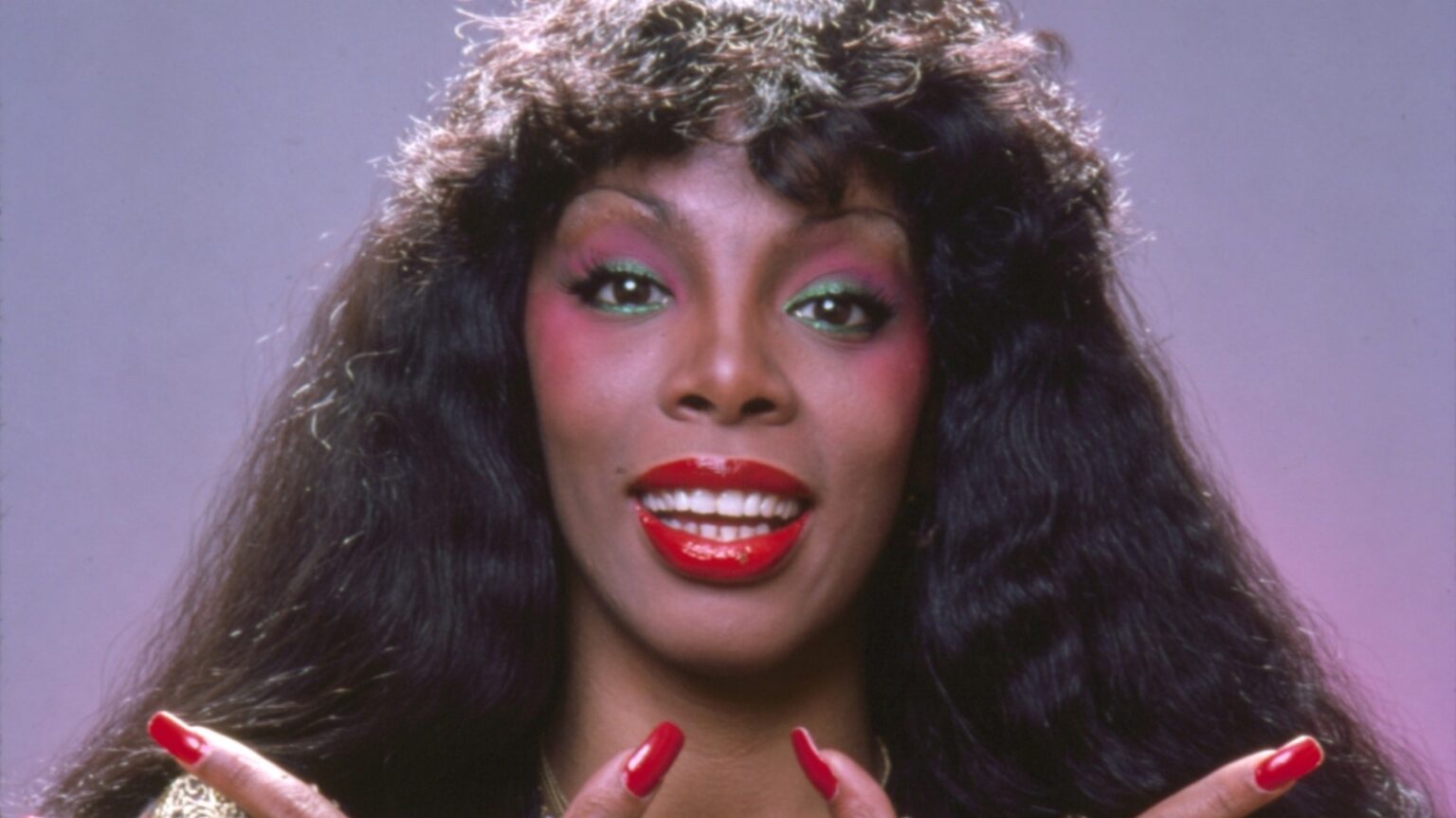 12 Celebrity Beauty Looks From The '70s That Everyone Remembers To This Day
