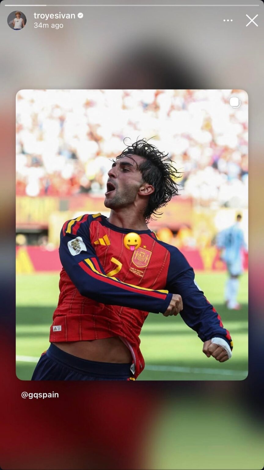 Troye Sivan posts Spanish footballer Ferran Torres and responds to backlash by saying he only posted Ferran Torres because he’s “hot”