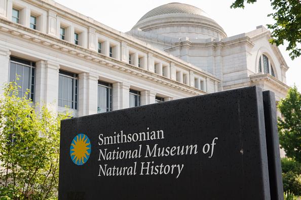 Trump Orders Signs Installed Outside Smithsonian Warning Public of ‘Inaccurate Information’