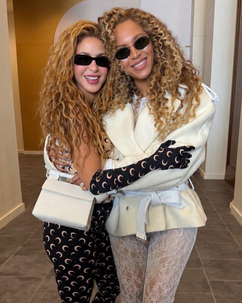 BEYONCÉ & SHAKIRA reunite in a new photo from the WC Final