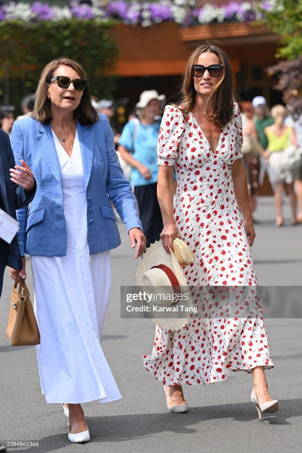 Carole Middleton and Pippa Matthews attended Wimbledon today