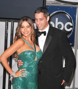 Sofia Vergara, Nick Loeb in the press room for The 64th Primetime Emmy Awards - PRESS ROOM, Nokia Theatre at L.A. LIVE, Los Angeles, CA September 23, 2012. Photo By: Elizabeth Goodenough/Everett Collection