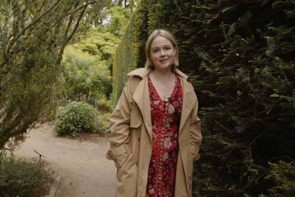 Welsh actress takes viewers behind the scenes of Wales' most iconic filming locations
