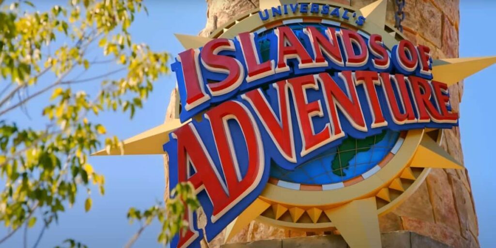 7 Years Later, Universal Orlando Makes Tough Decision to Remove ‘Harry Potter’ Convenience a close-up of Universal Orlando Resort's Islands of Adventure lighthouse. Universal Harry Potter attraction