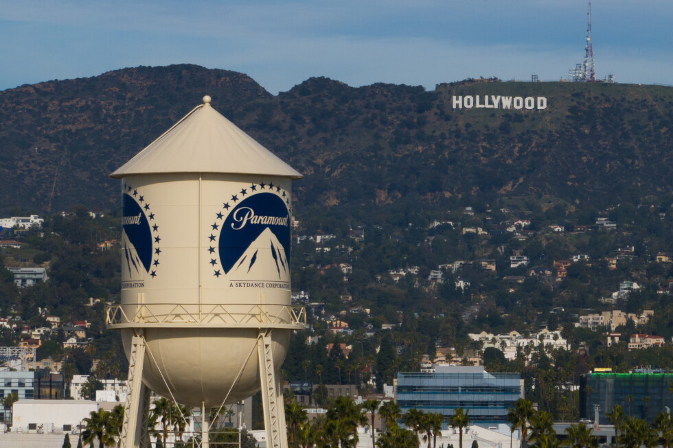 A judge hits pause on Paramount-Warner merger, giving states 2 weeks to fight $81B deal A judge hits pause on Paramount-Warner merger, giving states 2 weeks to fight $81B deal
