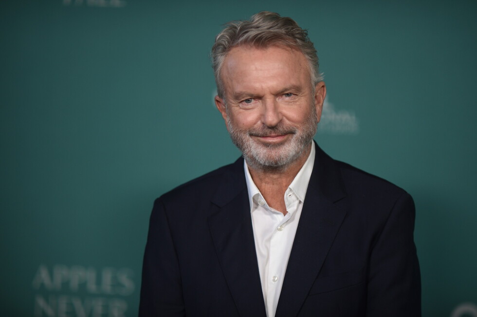 Sam Neill died from pneumonia, his agent says Sam Neill, actor known for 'Jurassic Park' and 'The Piano,' dies