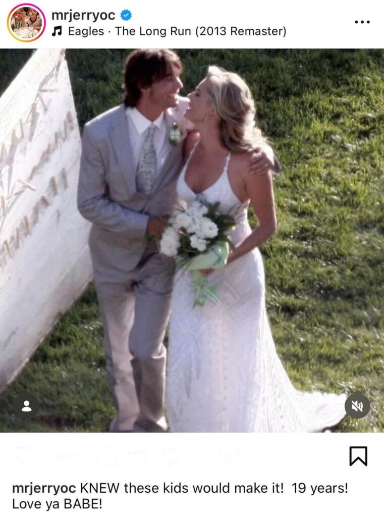 Jerry O'Connell and Rebecca Romijn celebrate their 19th wedding anniversary