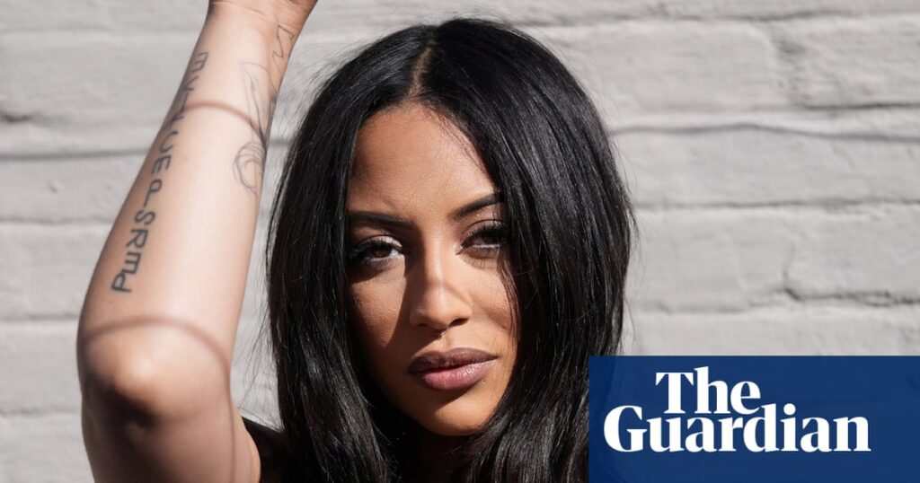 Add to playlist: the heartbreak post-mortems of Cape Town’s Rowlene and the week’s best new tracks | Music Add to playlist: the heartbreak post-mortems of Cape Town’s Rowlene and the week’s best new tracks | Music