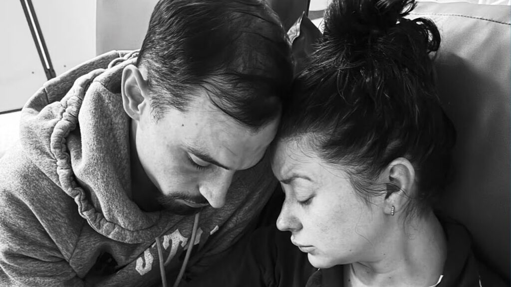 Married at First Sight UK’s Holly Ditchfield Mourns Death of 9-Day-Old Twins Married at First Sight UK's Holly Ditchfield Mourns Death of 9-Day-Old Twins
