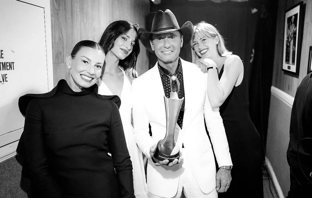 Tim McGraw and Faith Hill with their two younger daughters, Maggie and Audrey, in 2023. Photo: @thetimmcgraw/Instagram