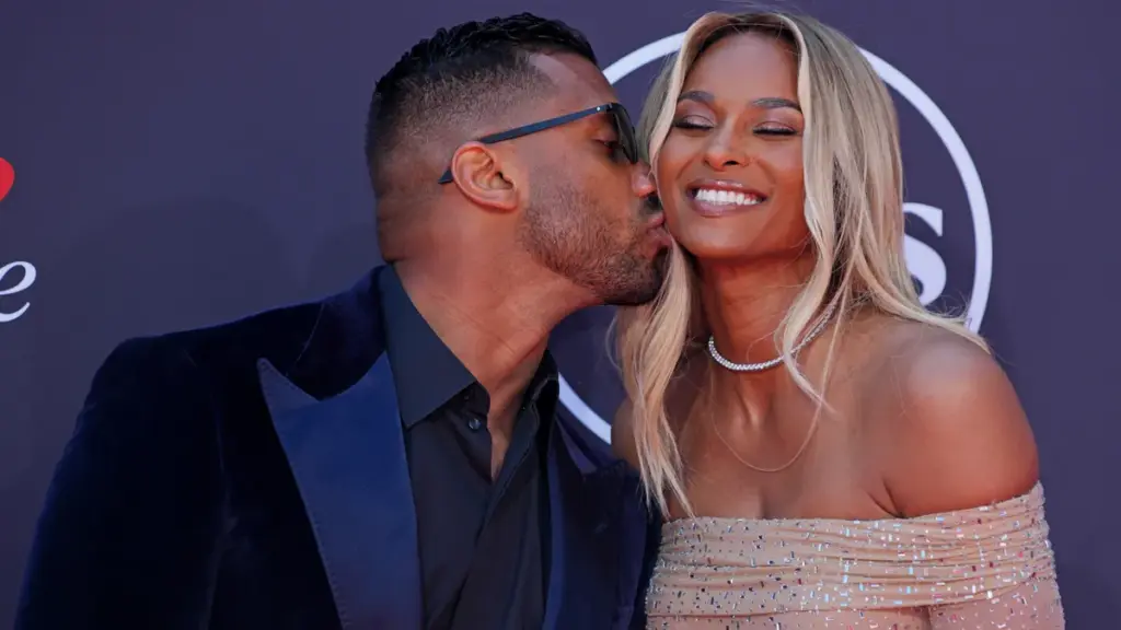Ciara is pregnant, star expecting baby number 5 with Russell Wilson Ciara is pregnant, star expecting baby number 5 with Russell Wilson