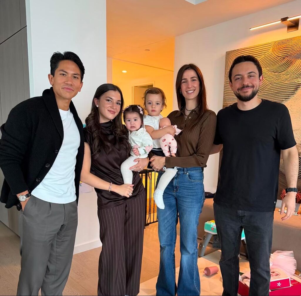 Picture of the Jordanian and Bruneian Royals together Picture of the Jordanian and Bruneian Royals together