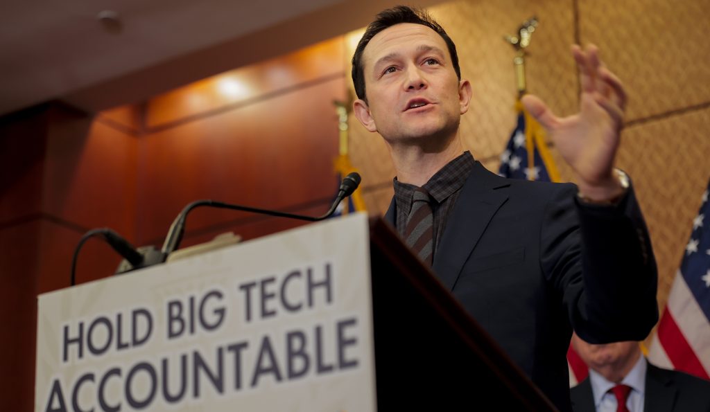 Joseph Gordon-Levitt Warns A.I. Models “Trained To Hijack Your Intimacy” Joseph Gordon-Levitt Warns A.I. Models "Trained To Hijack Your Intimacy"
