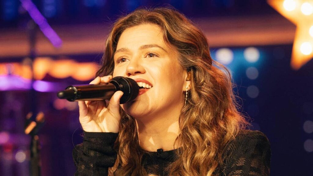 Brooklyn Novelty Store Exposes Key Problem With Kelly Clarkson’s Claim