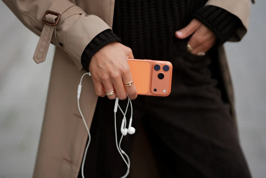 Should you switch back to wired headphones? Here’s why Kylie Jenner and other celebrities are doing so Should you switch back to wired headphones? Here's why Kylie Jenner and other celebrities are doing so