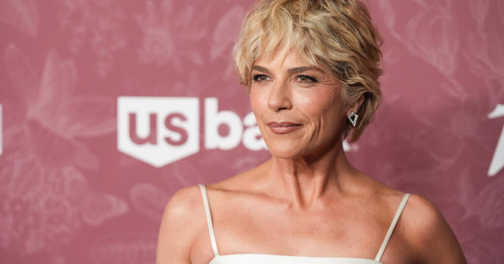 Selma Blair’s team speaks out on arrest, plane incident Selma Blair's team speaks out on arrest, plane incident